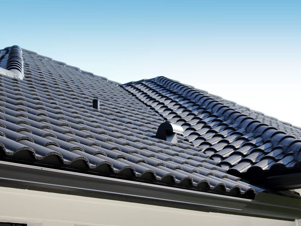 roof tile made from recycled plastic